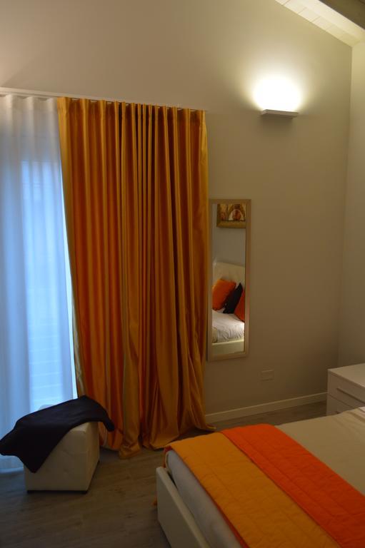 B&B Gardacharme Desenzano del Garda Extérieur photo