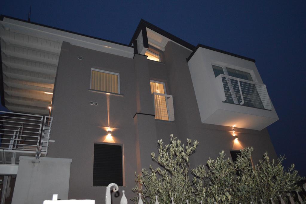 B&B Gardacharme Desenzano del Garda Extérieur photo