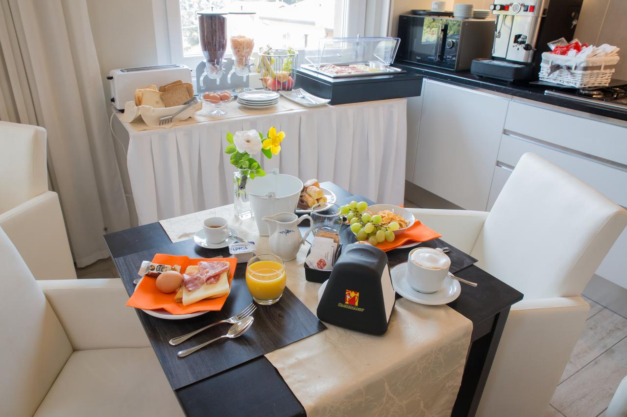 B&B Gardacharme Desenzano del Garda Extérieur photo